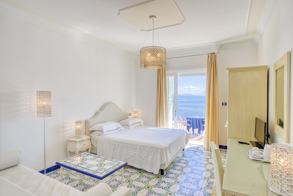 Hotel Cetus 17/70