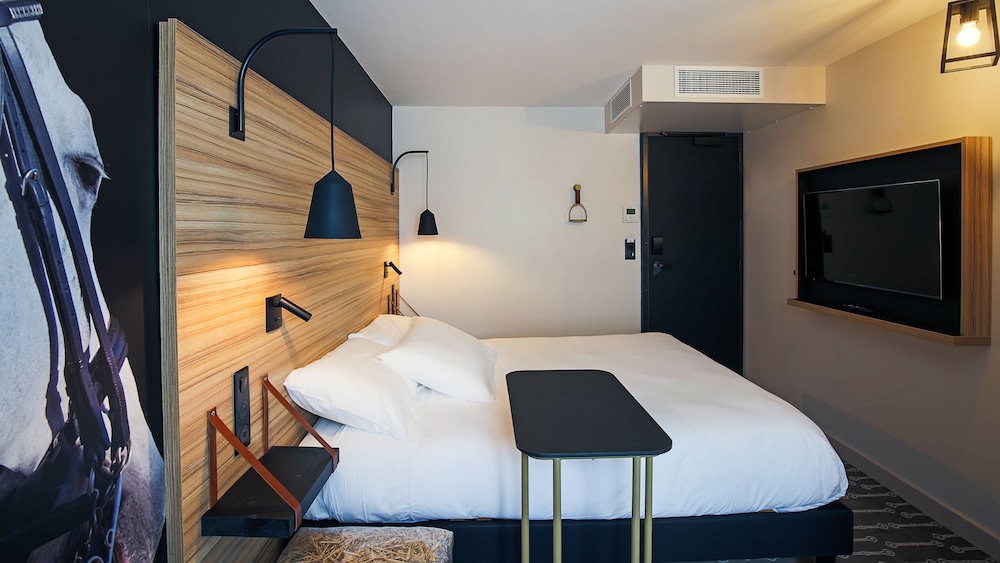 ibis Styles Laval Centre Gare 23/67