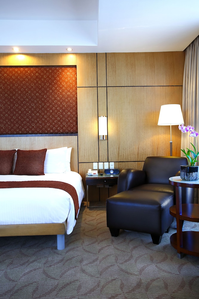 Crowne Plaza Galleria Manila 34/80