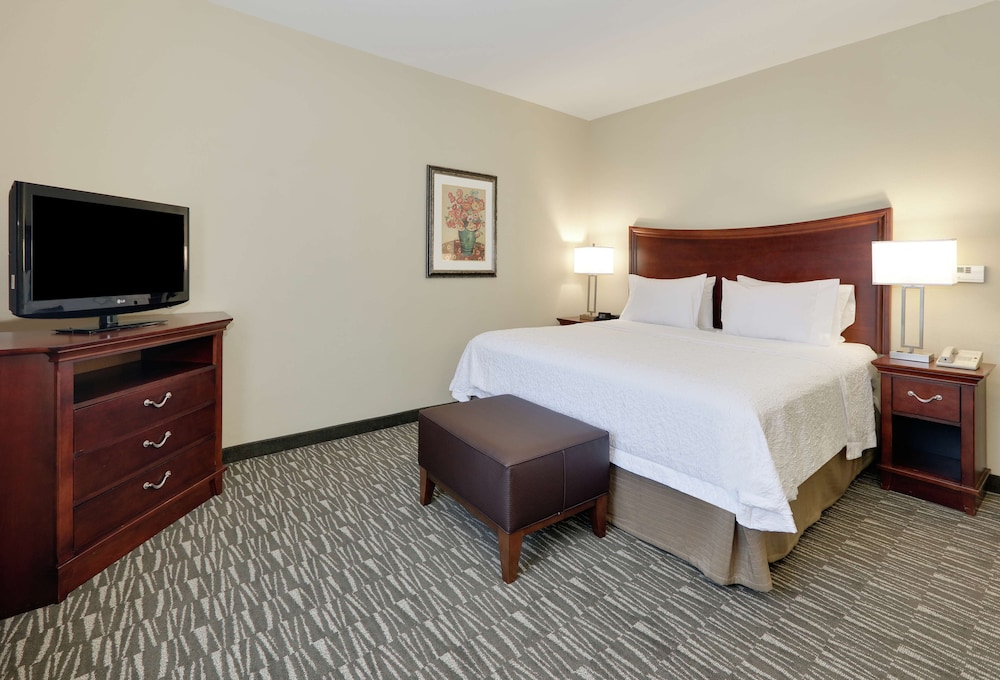 Hampton Inn & Suites Southern Pines-Pinehurst 8/42