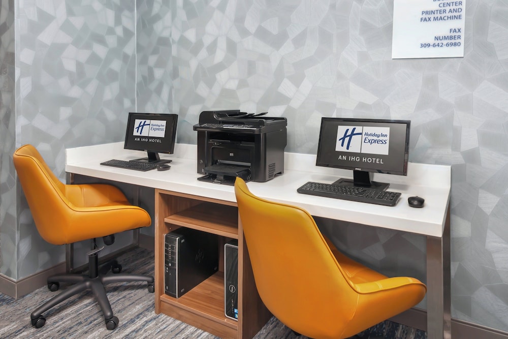 Holiday Inn Express Hotel Suites Pekin Peoria Area 57/62