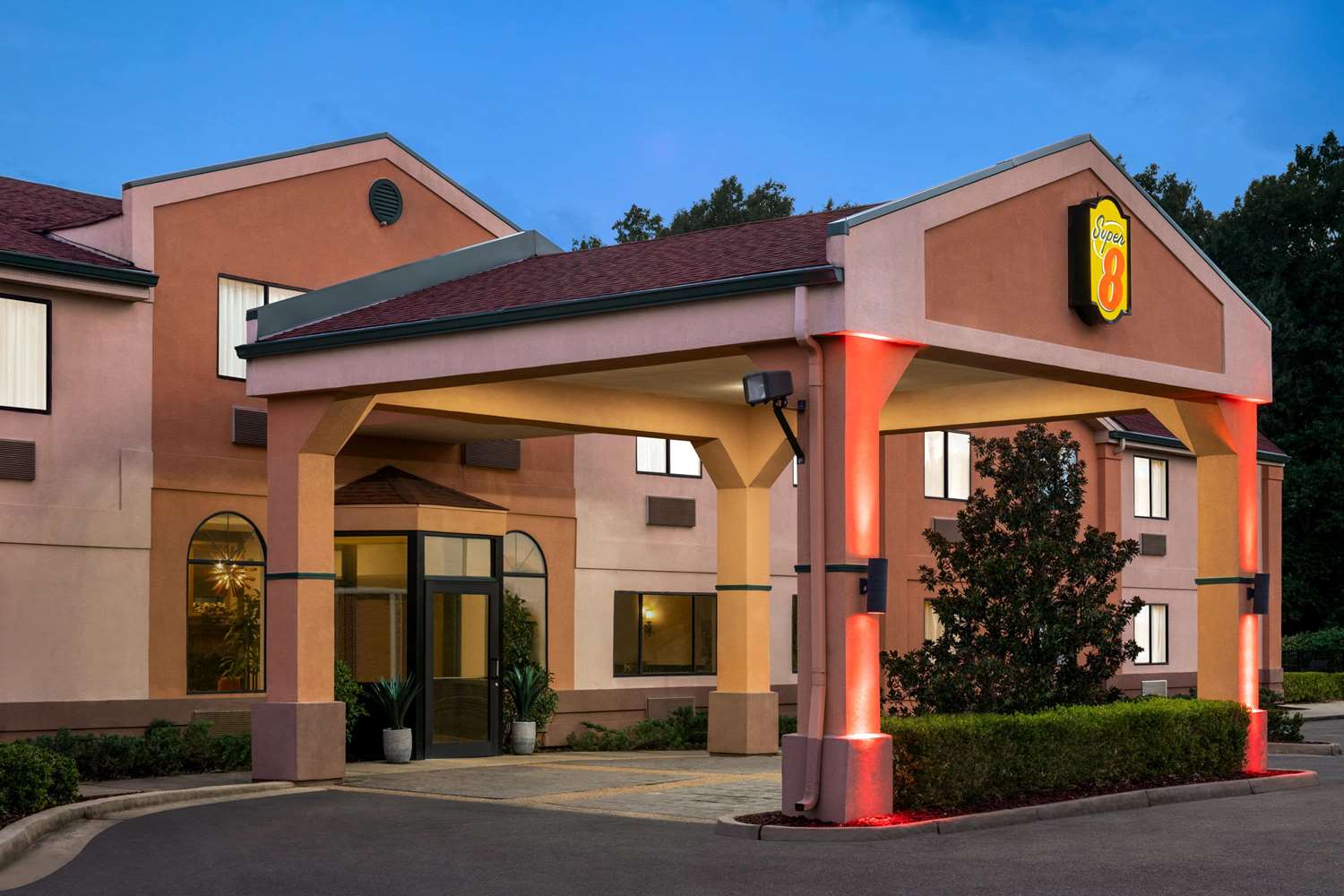 Super 8 by Wyndham Clinton 1/23