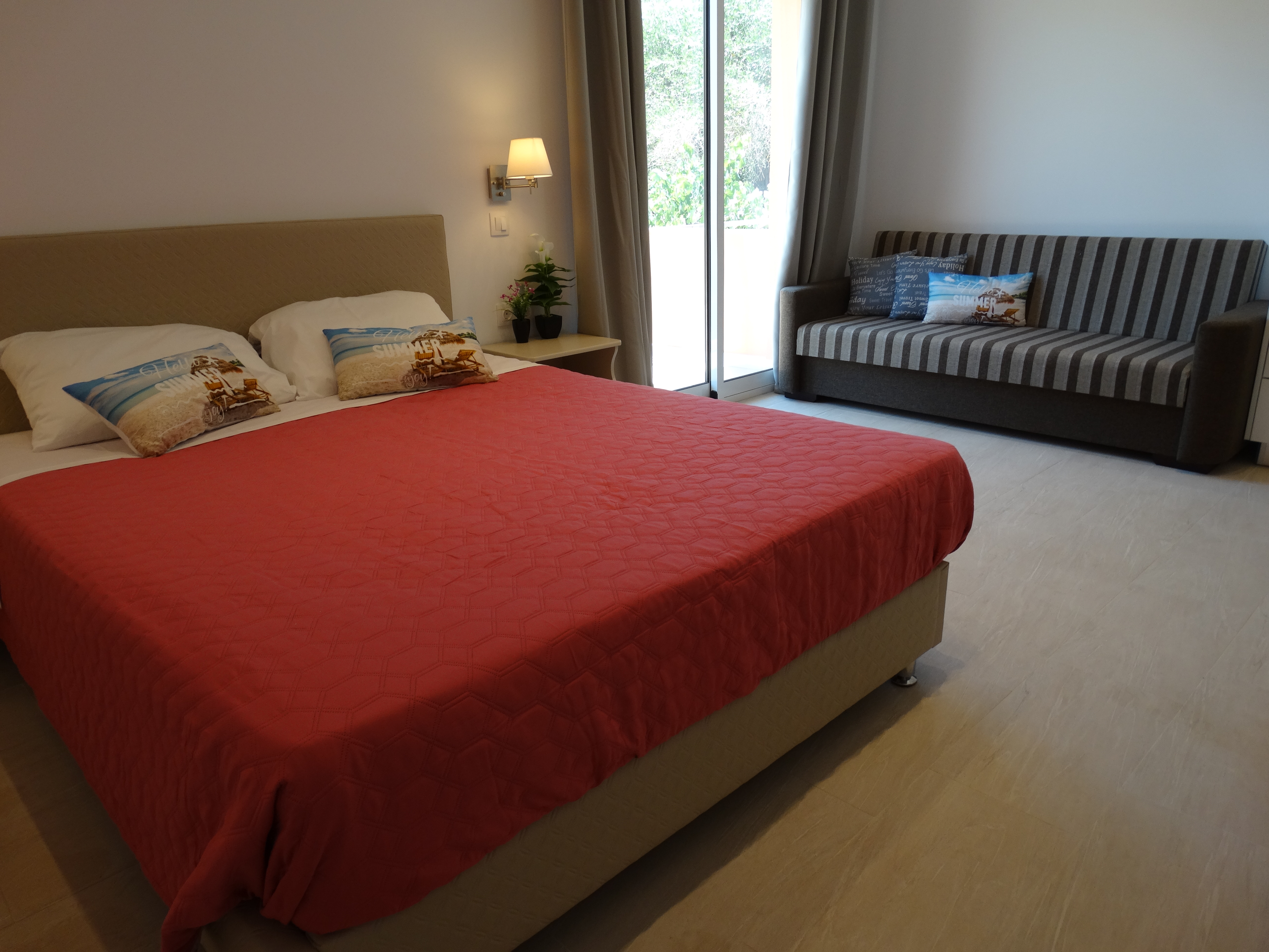 Makis Louvlis Luxury Apartments 24/58