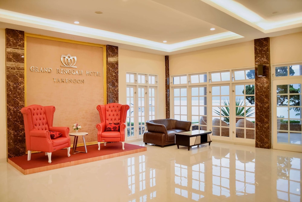Portola Grand Renggali Hotel 10/25