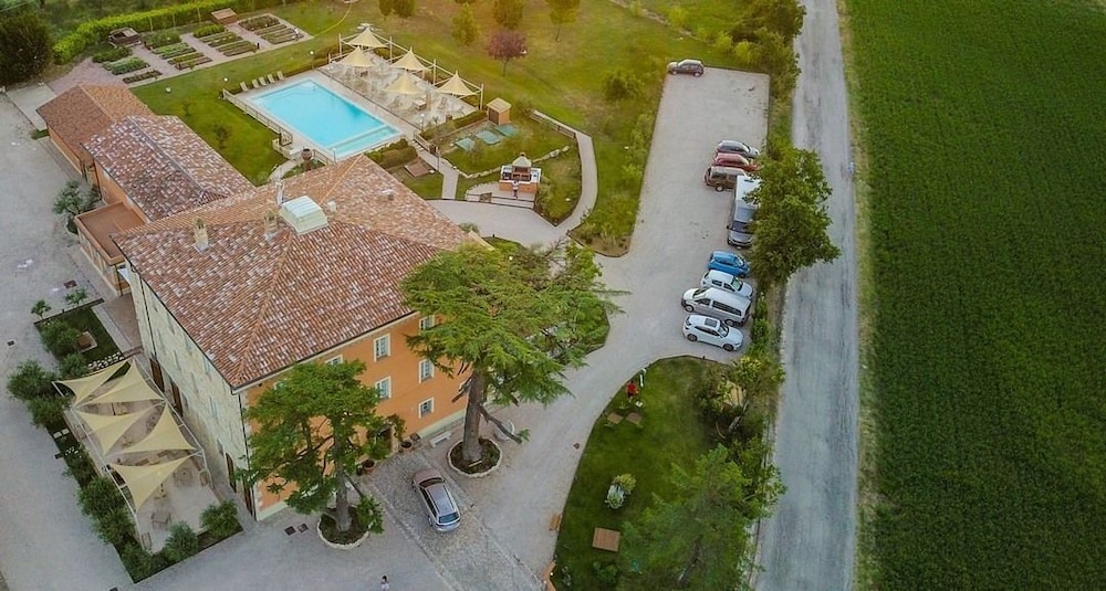 Relais Paradiso Perugia 70/72