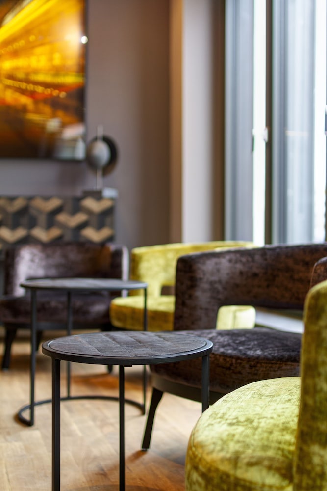 Qube Hotel Bahnstadt 30/49
