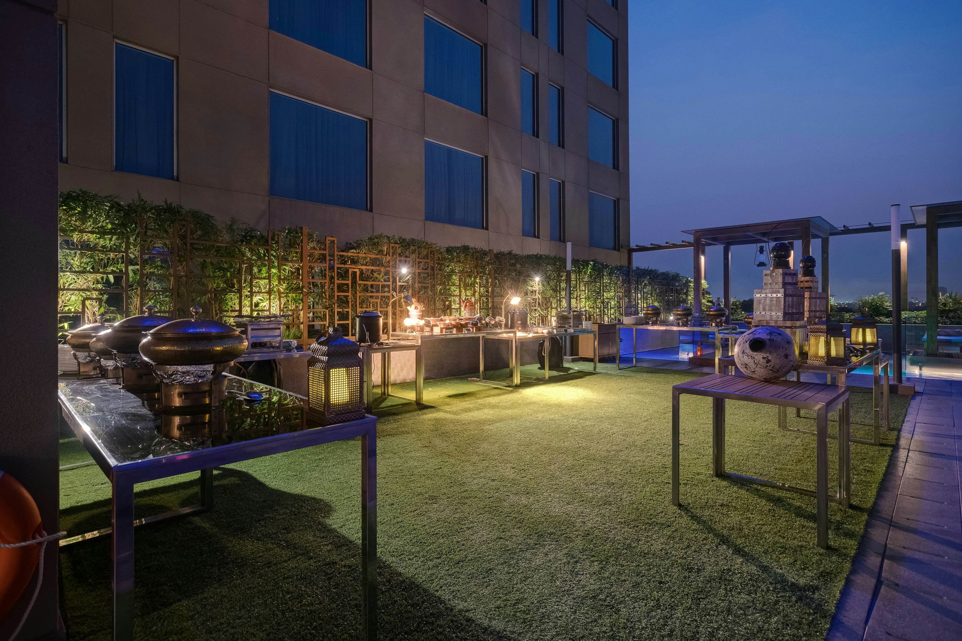 Courtyard Surat 28/31