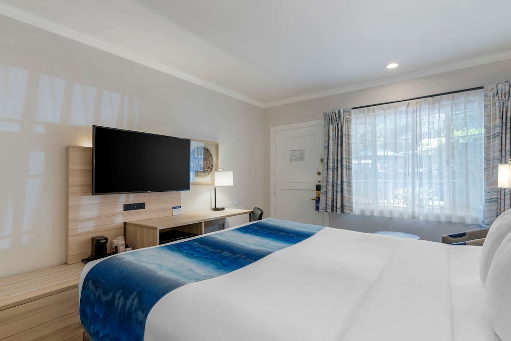 Comfort Inn Carmel By The Sea 9/62