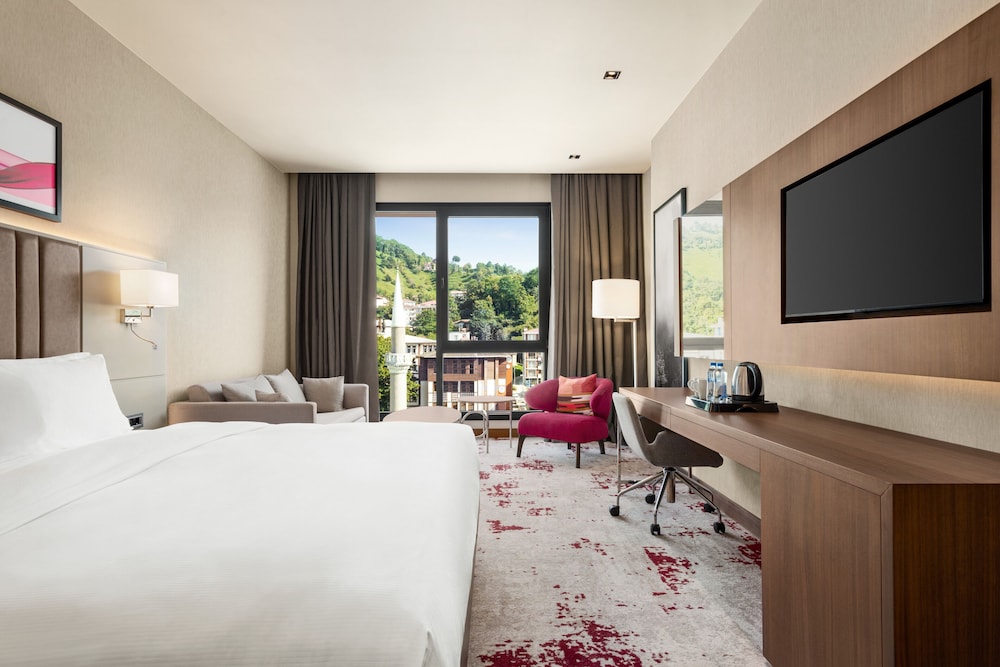 Basic, Twin Beds