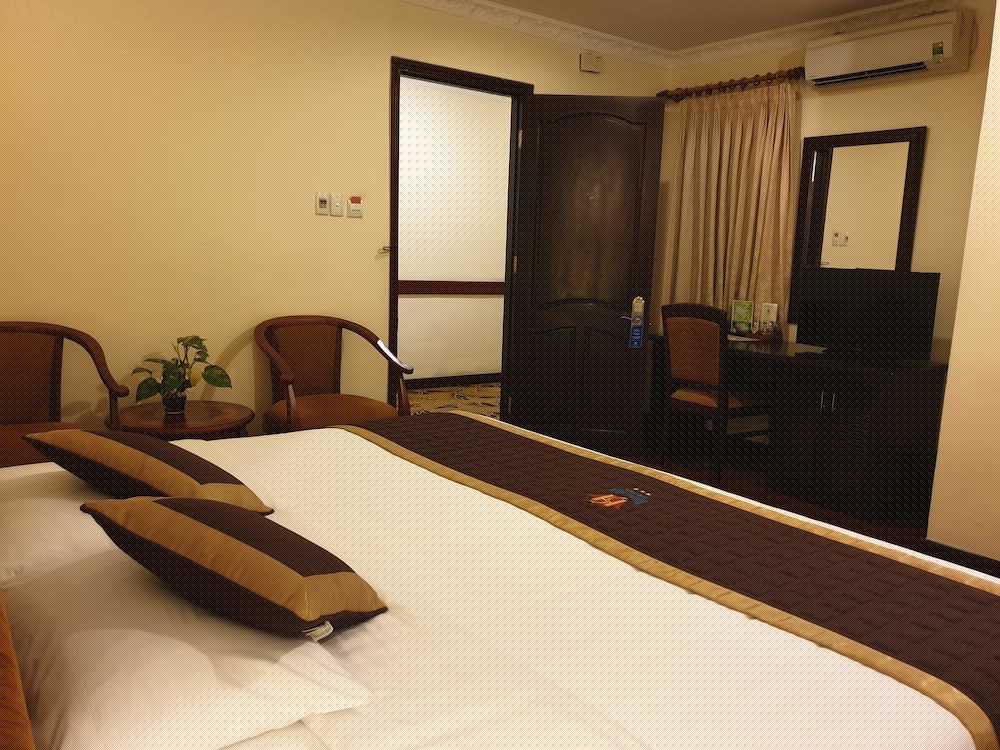 Huong Sen Hotel 31/71