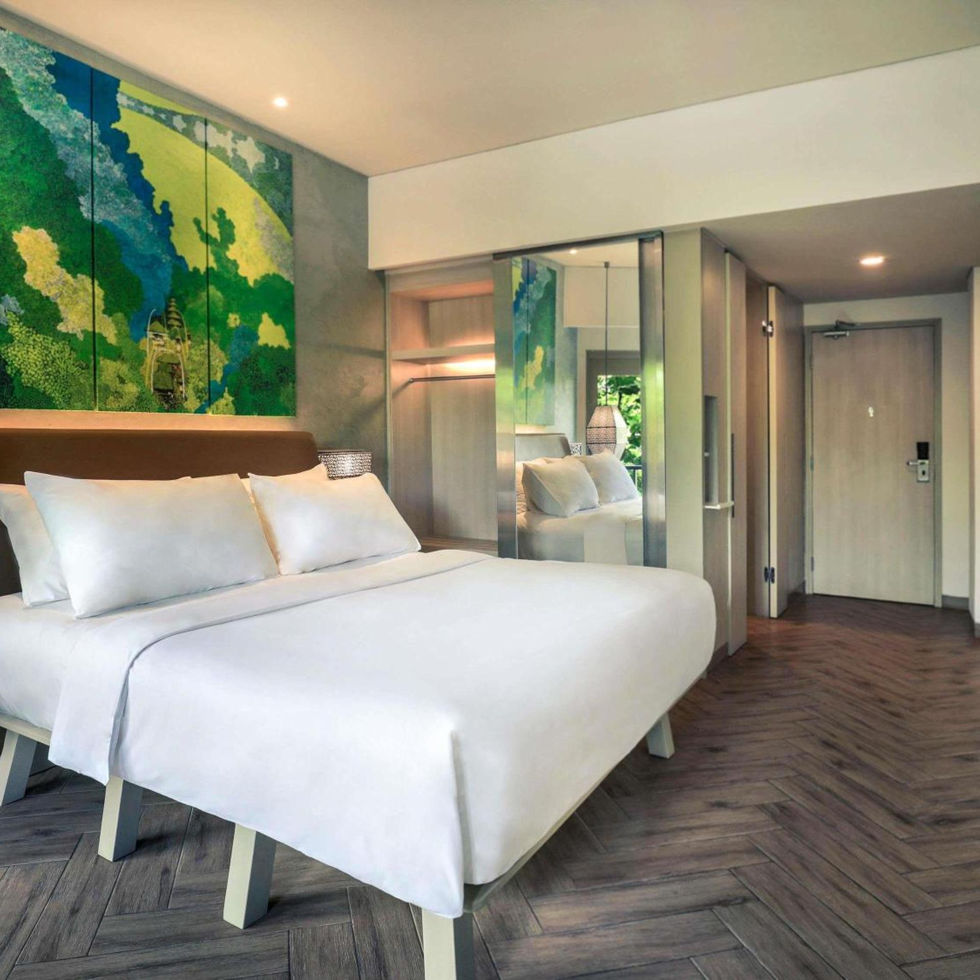 Superior, King Bed