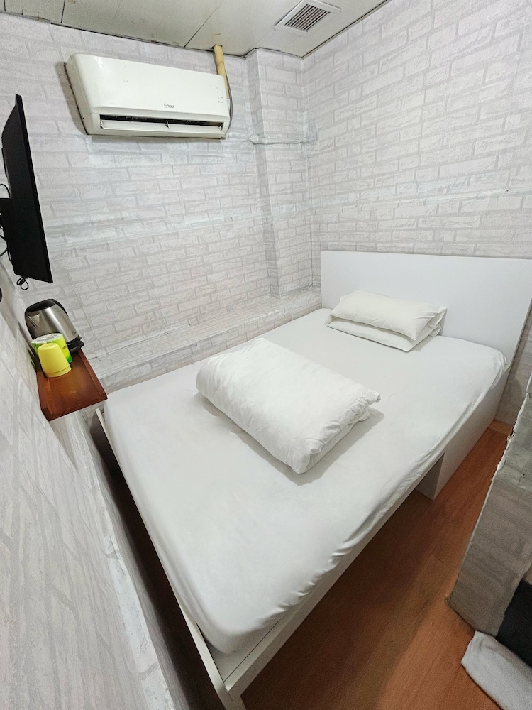 Tempo Inn-Cozy@National Court 29/63