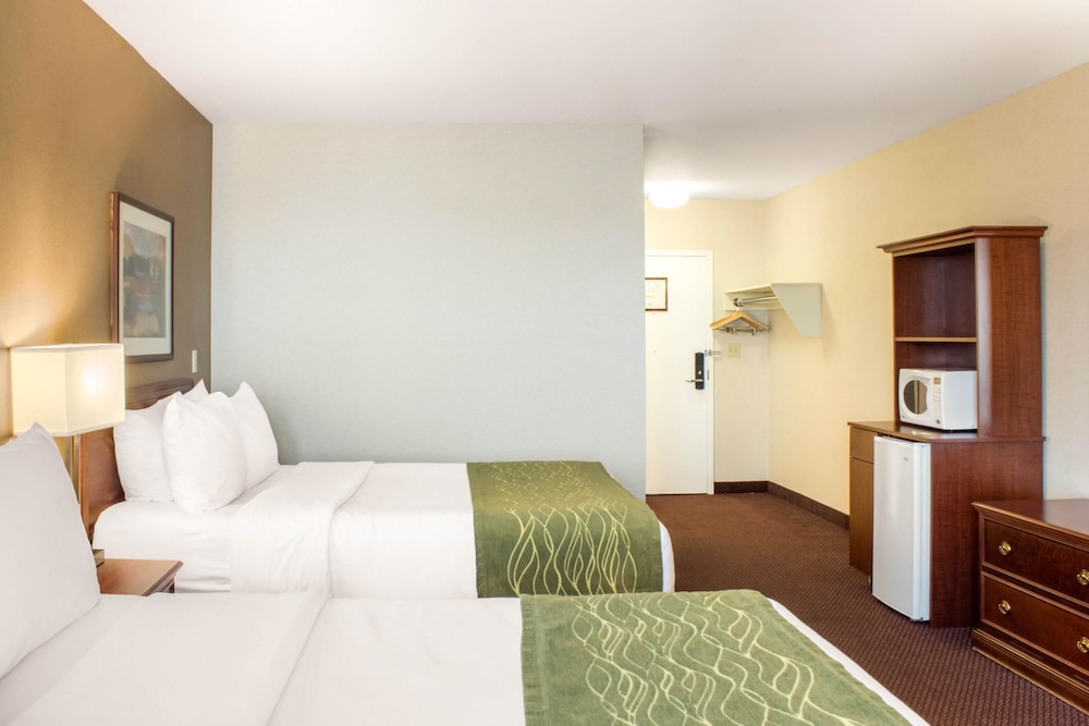 Comfort Inn Halifax NS 10/45