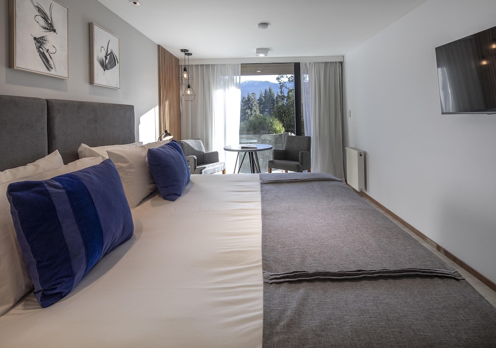 Hotel Alto Traful 11/48