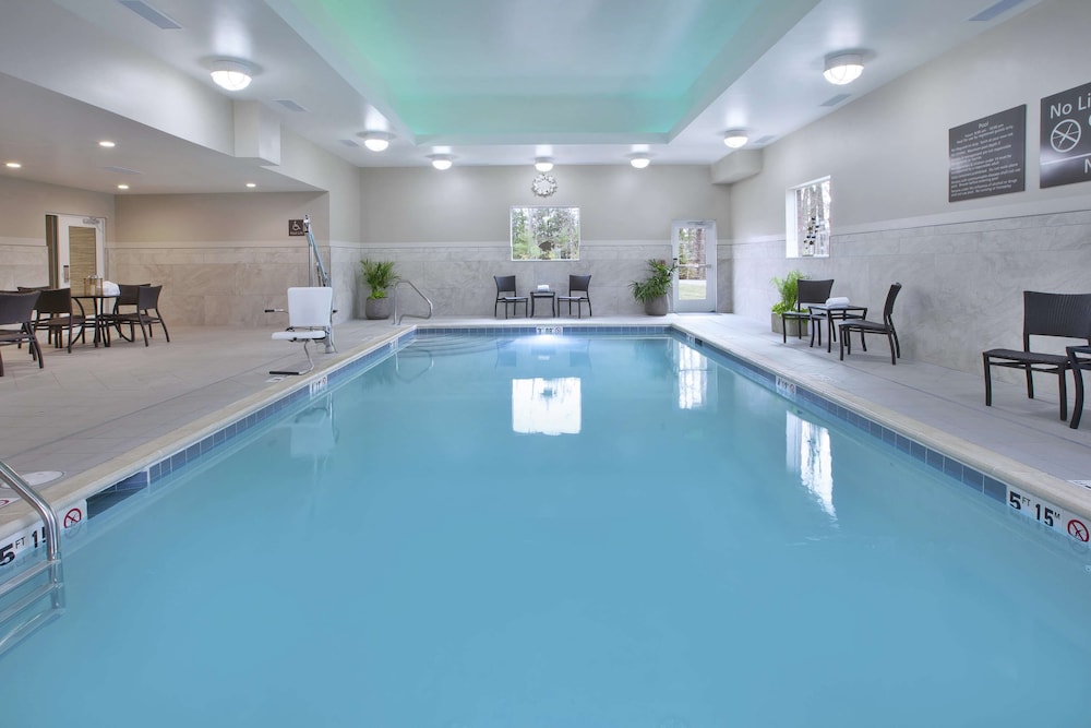 Hampton Inn Kennebunk Me 5/51