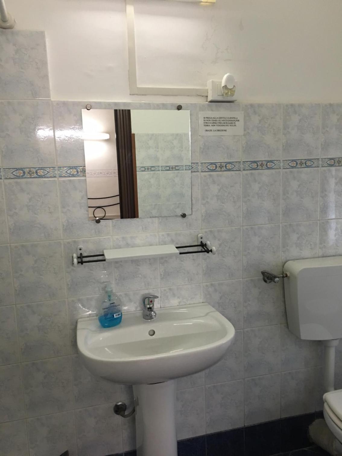 Hotel Fiorita 49/49
