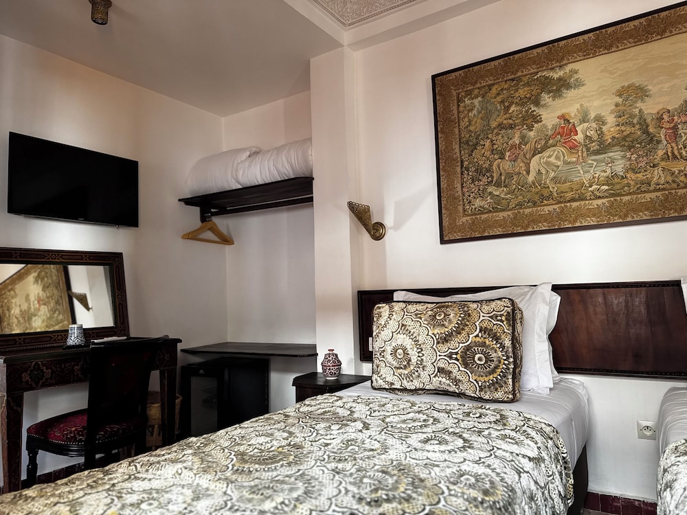 Deluxe, Double or Twin Bed, Courtyard View