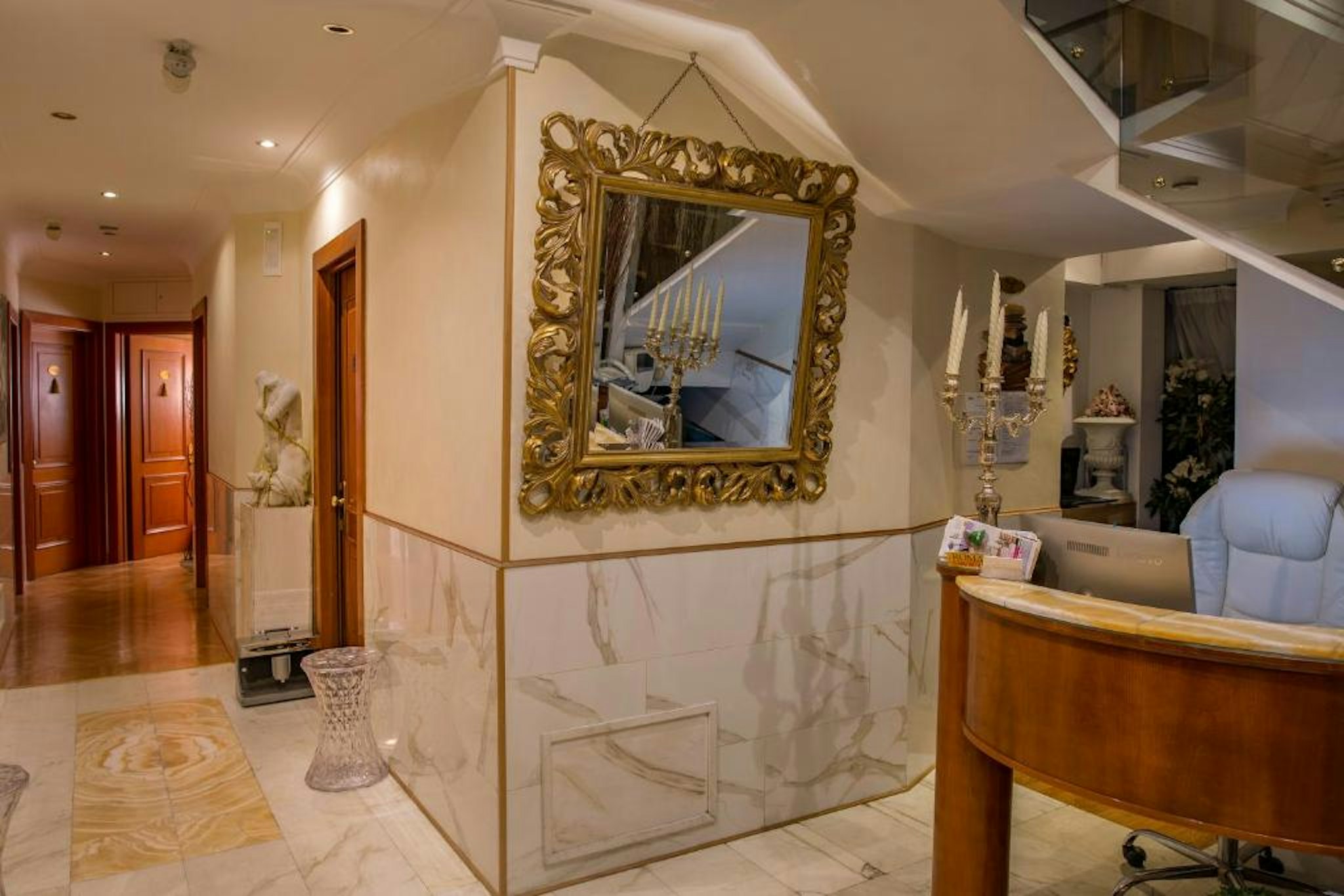 Luxury Rooms H 2000 Roma 4/53