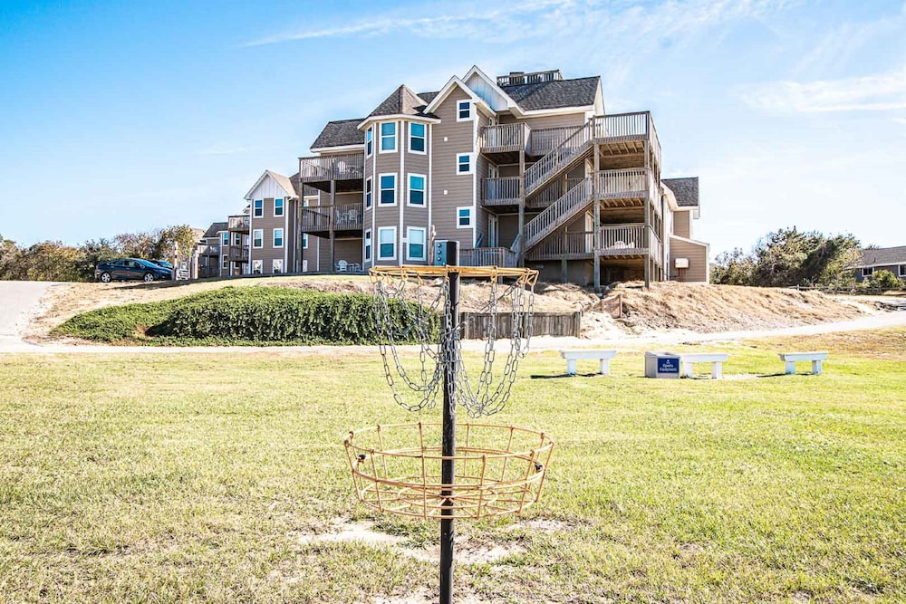 Barrier Island Station at Duck 9/47