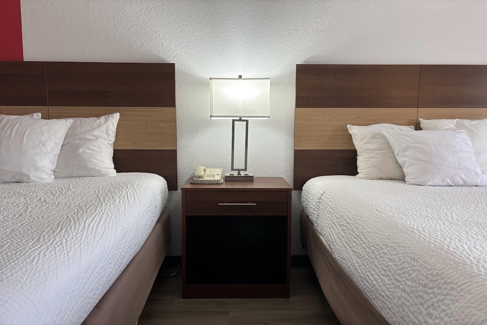 Ramada by Wyndham Effingham 18/41