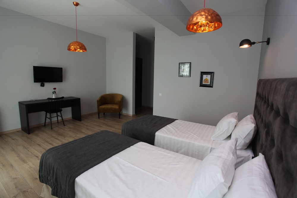 L M Club Hotel, Tbilisi 21/51