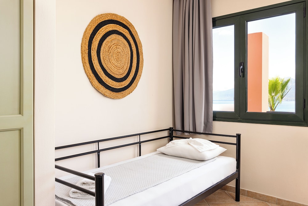 Nisea Hotel Samos 46/106