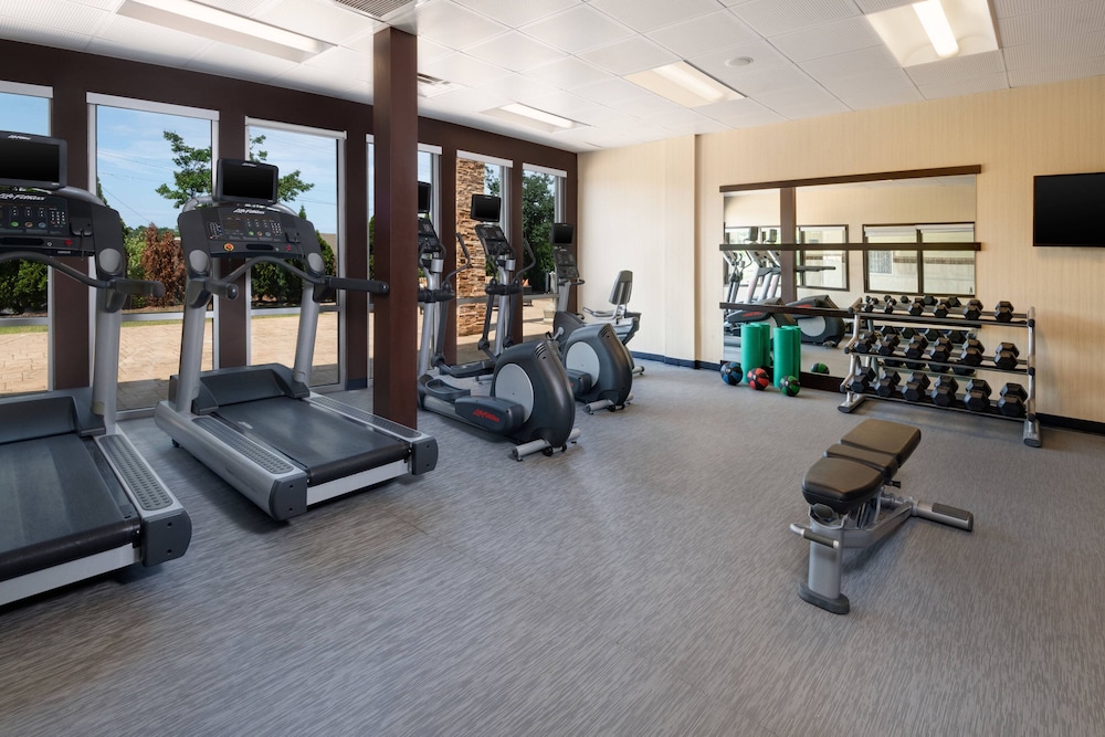 Courtyard By Marriott Little Rock North 23/39