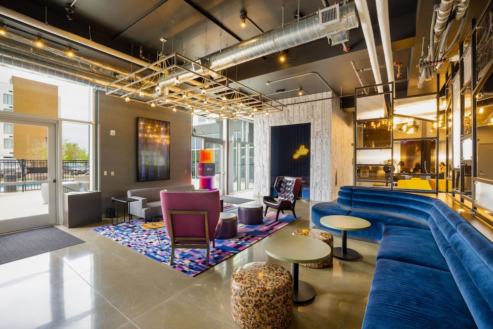 Aloft Austin Airport 29/47