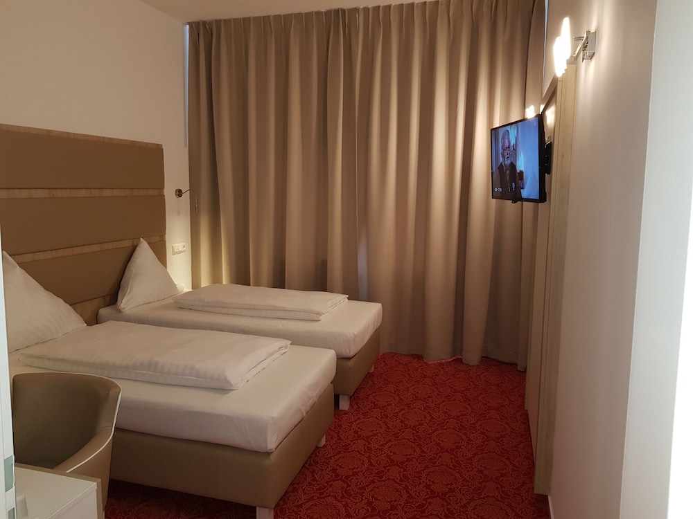 Confour Hotel 14/50