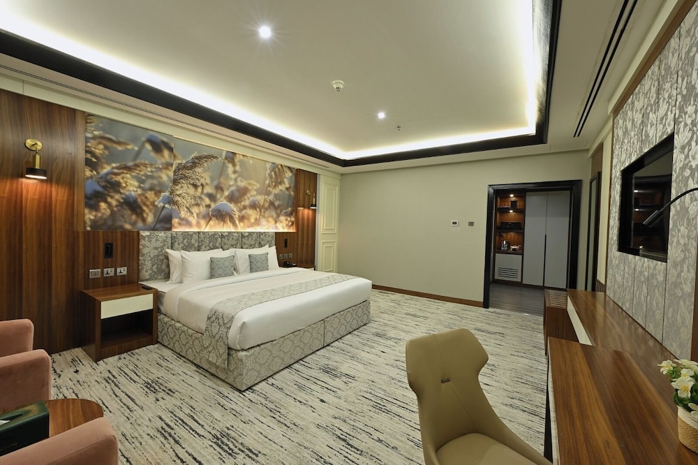 Pavilion Palace Hotel 22/43