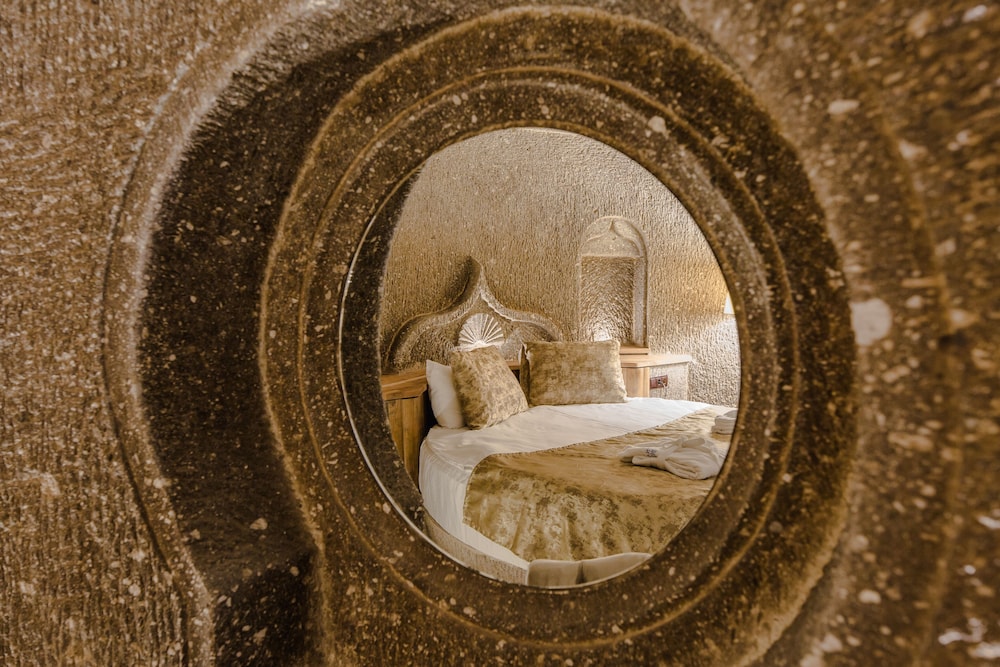 Lunar Cappadocia Hotel 50/50