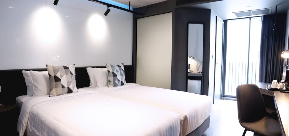 The Quarter Hotel Silom By UHG 16/68