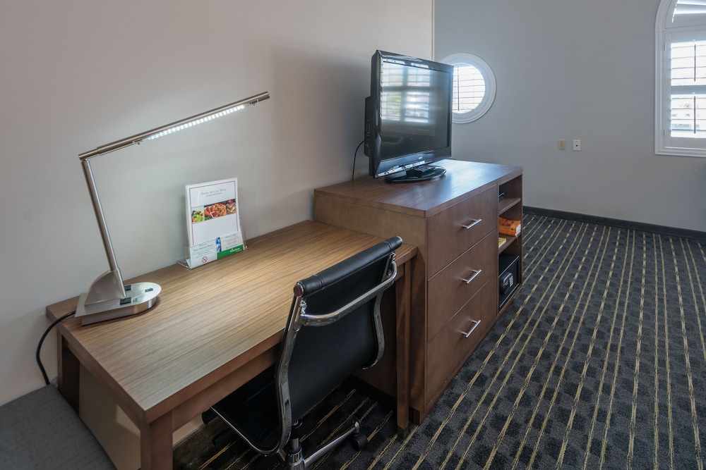 Hotel Aura 33/47