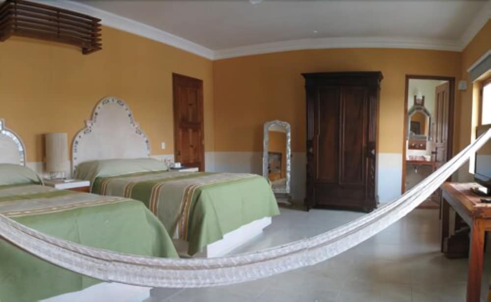 Hotel Casa San Angel 40/68