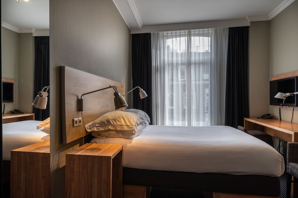Catalonia Hotel Vondel Amsterdam 30/75
