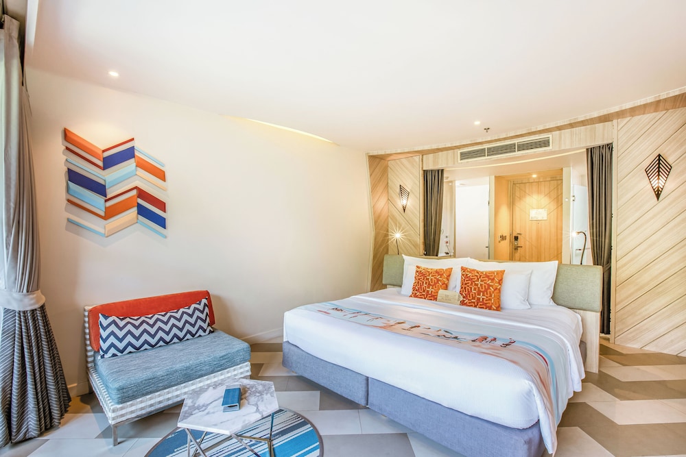 The SIS Kata Resort - Adults Only 17/50