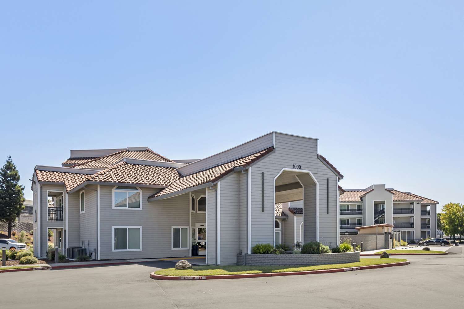 Country Inn & Suites by Radisson, Vallejo Napa Valley, CA 33/35