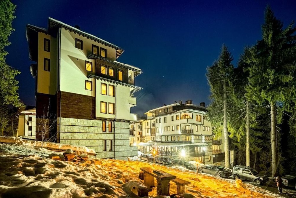 Green Life Family Apartments Pamporovo 13/62