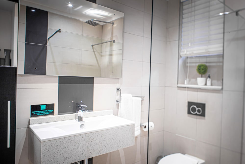 Villa San Giovanni Accommodation 45/50
