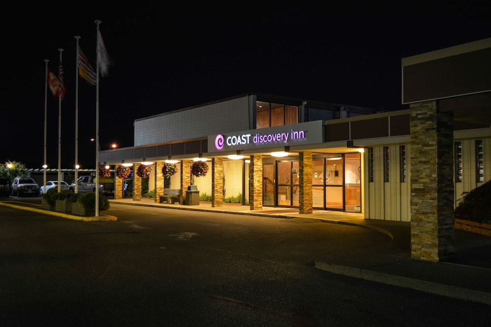 Coast Discovery Inn and Marina 4/50