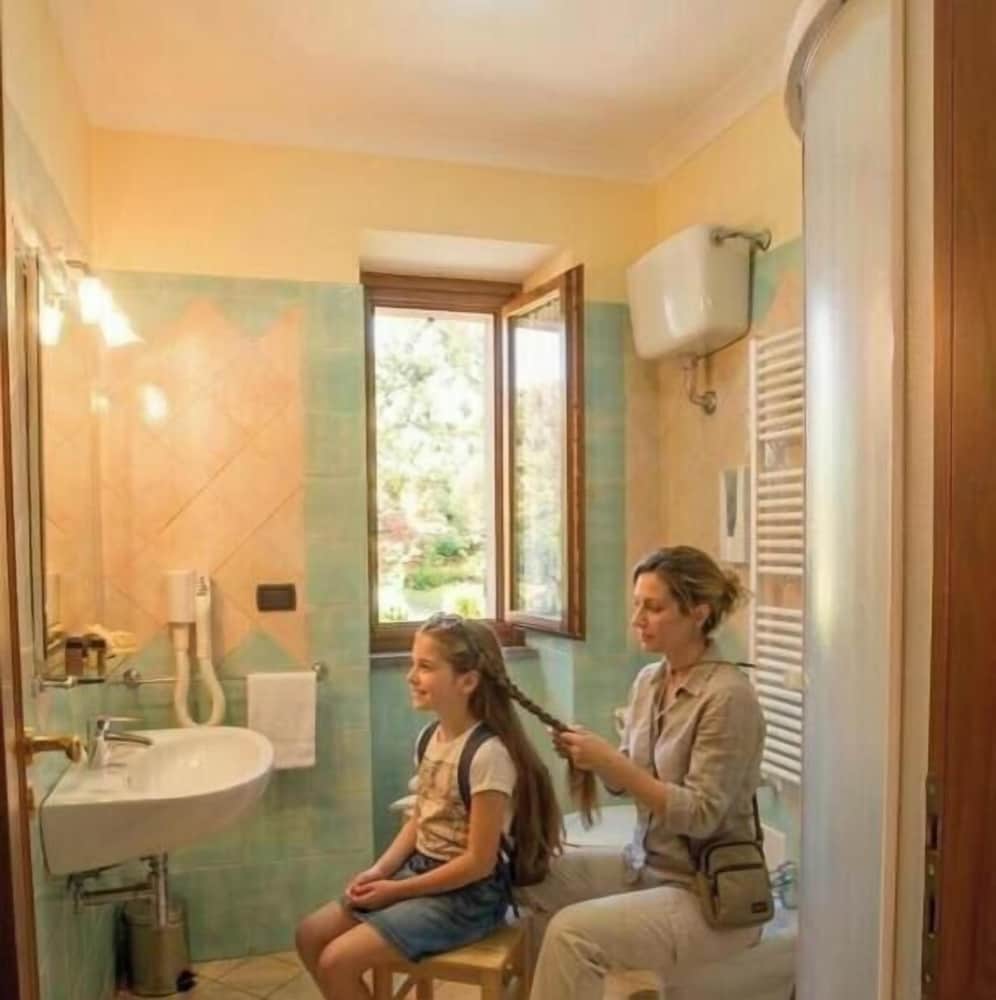 Albergo Pace 40/74