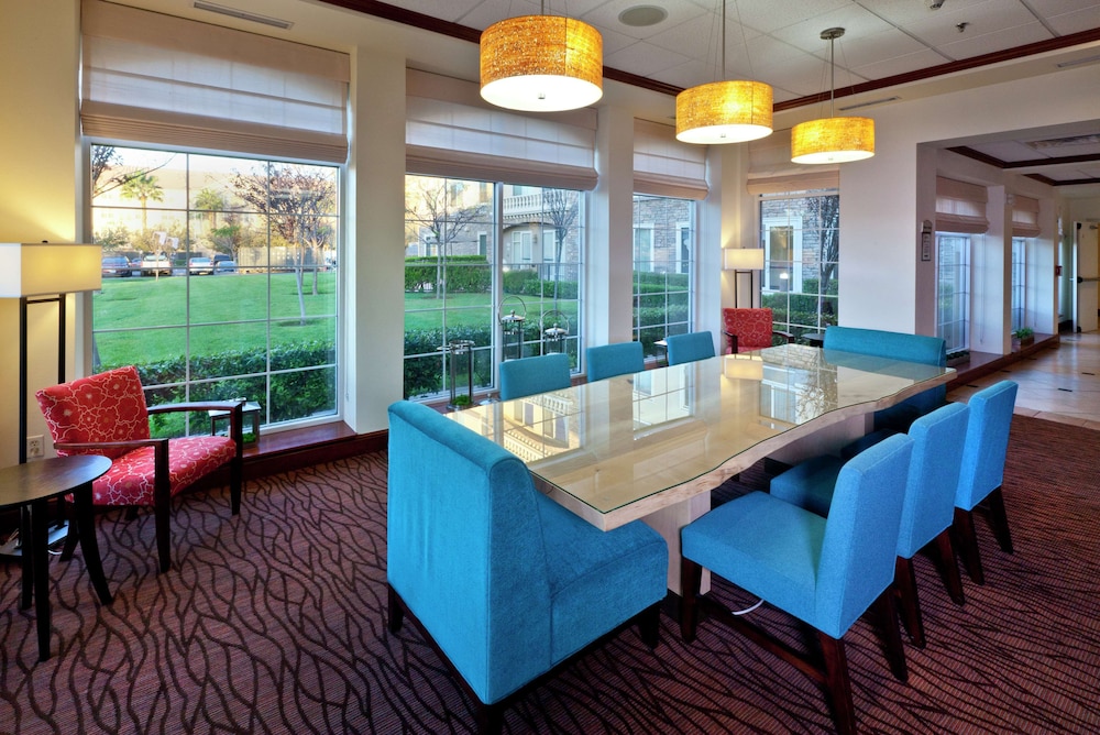 Hilton Garden Inn Ontario/Rancho Cucamonga 39/49
