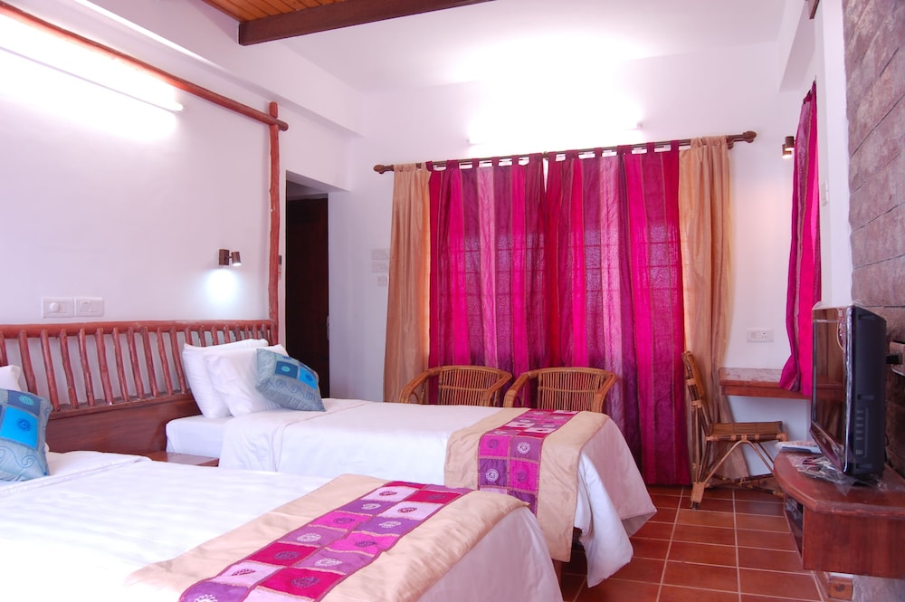 KADAMBAVANAM ETHNIC RESORT 8/42