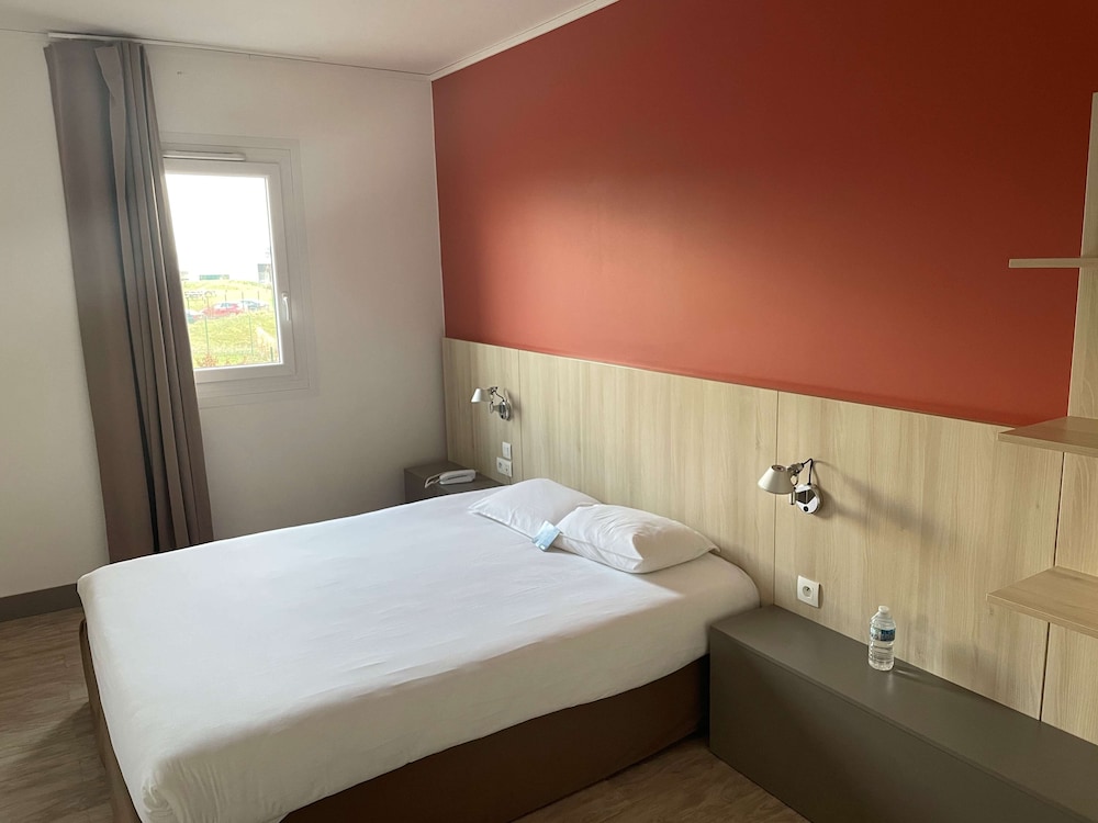 Ibis Douai Dechy 18/48