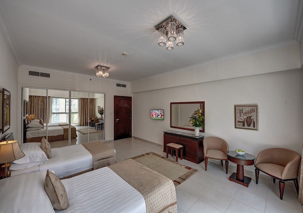 MARINA HOTEL APARTMENTS 24/31
