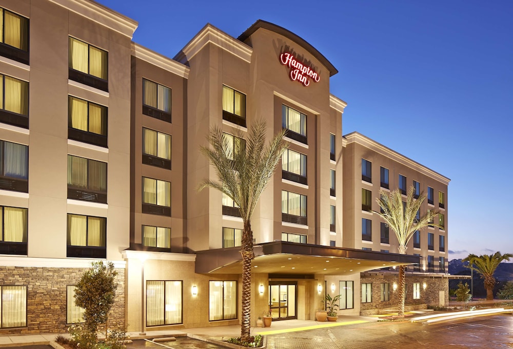 Hampton Inn San Diego/Mission Valley 3/52