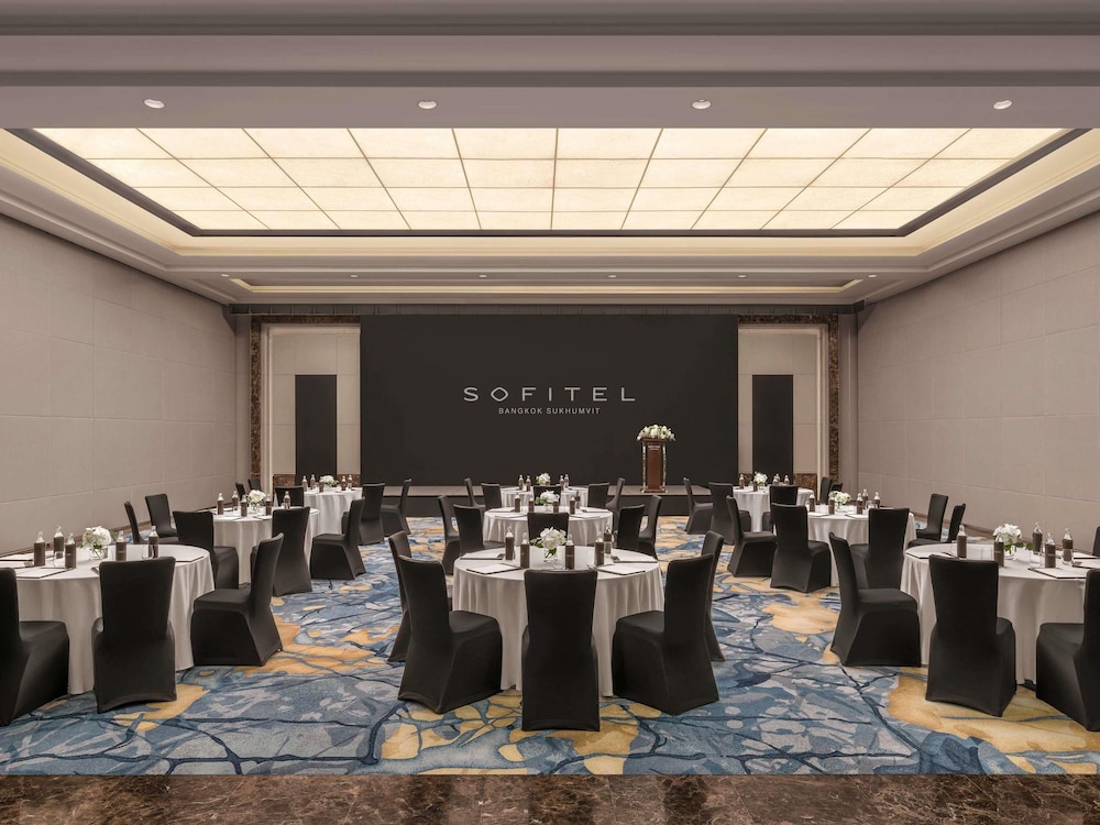 Sofitel Bangkok Sukhumvit Hotel 65/78