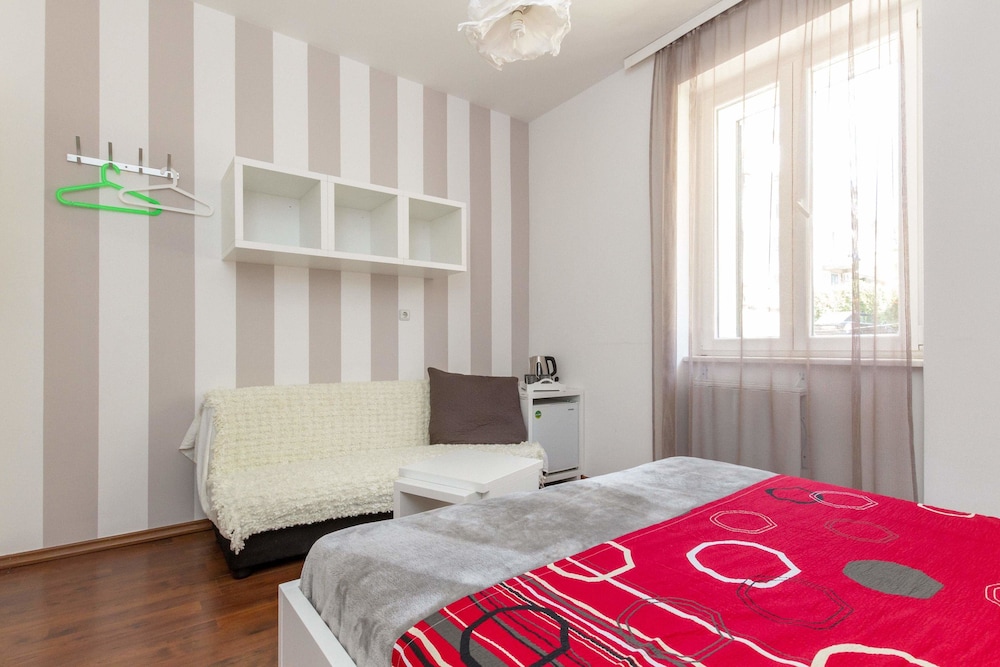 Apartments Aspalathos 18/56