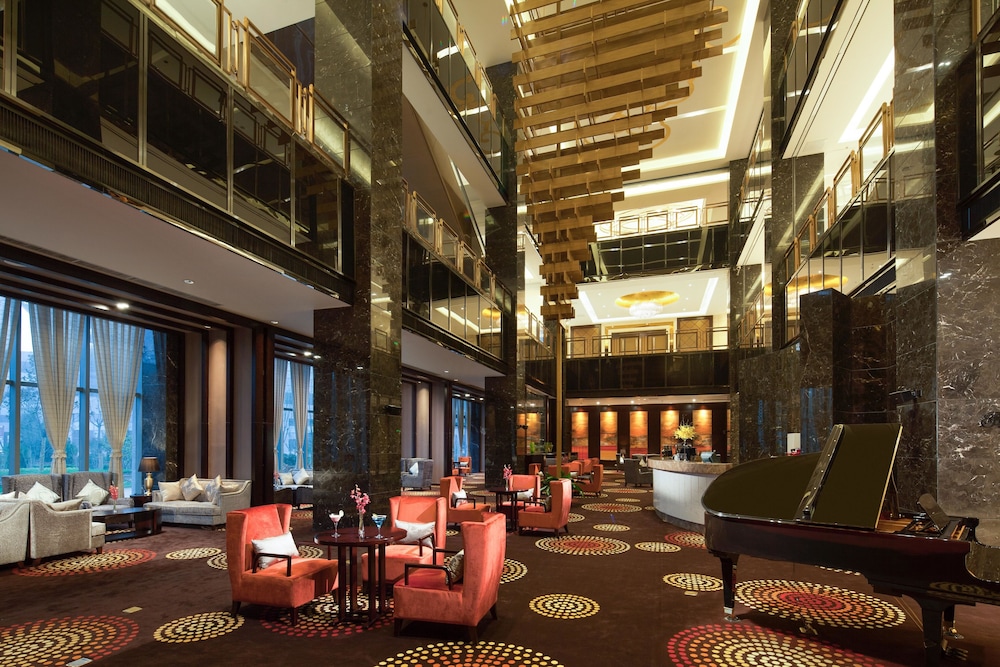 Regal Airport Hotel Xian 33/35