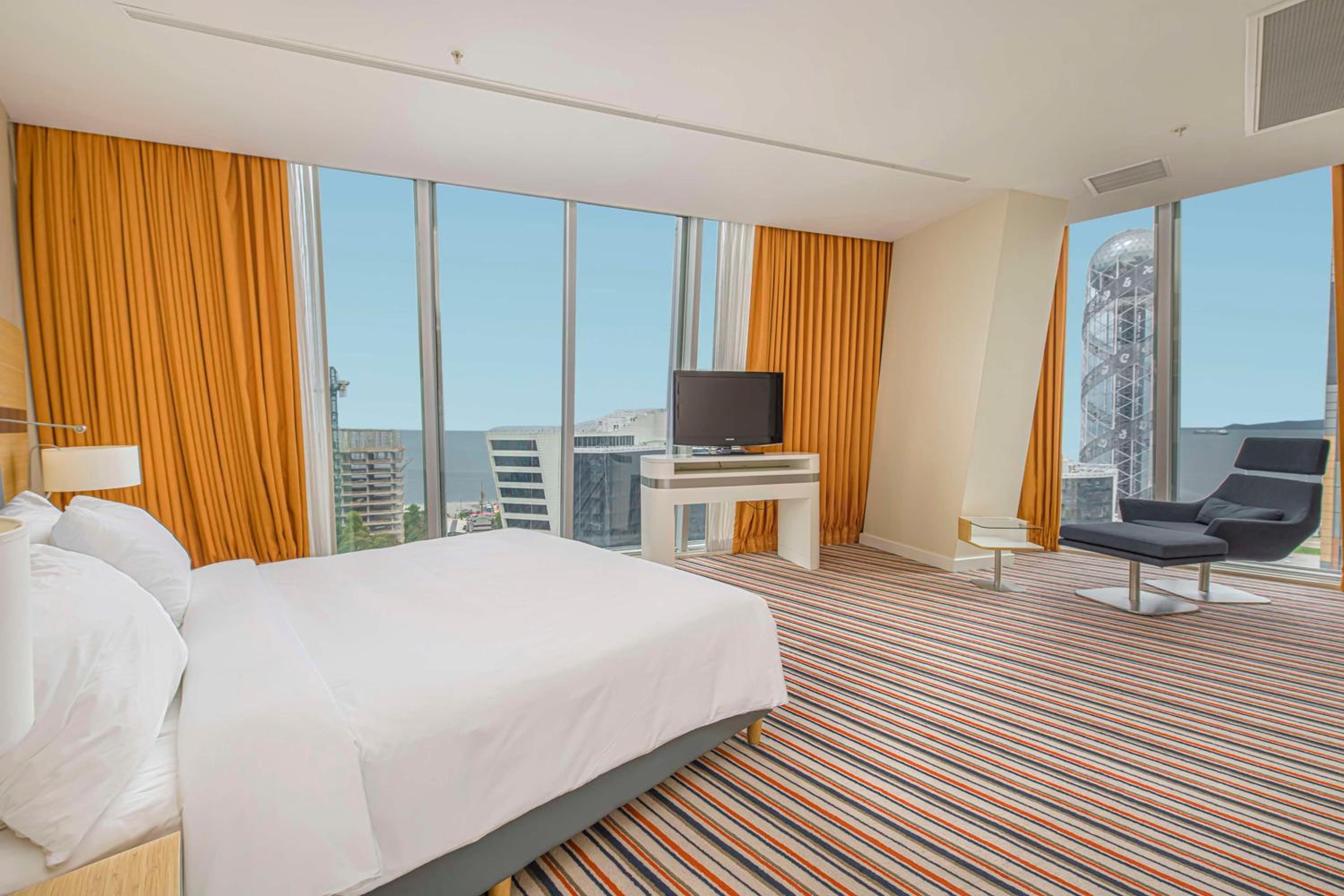 Spa, Suite, King Bed, Sea View